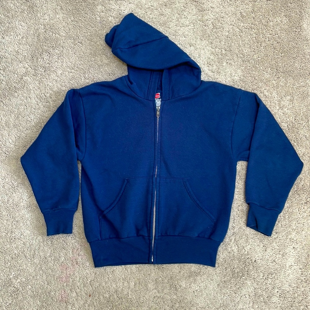 Hanes hoodie.